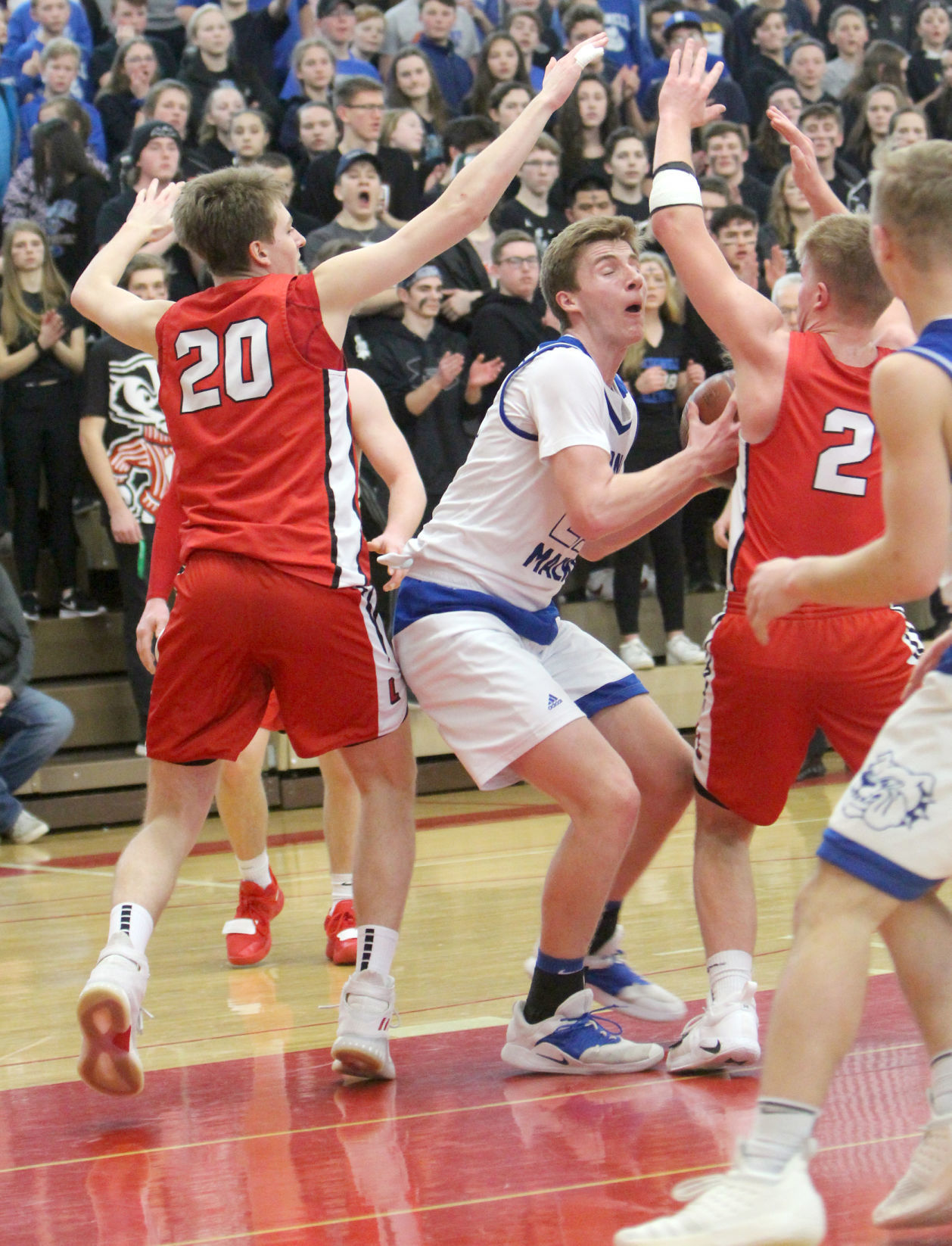 McDonell boys basketball vs Luck at Chi-Hi 3-9-19